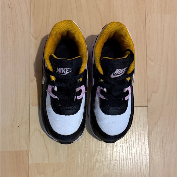 Nike Other - Nike Kids Black, White, and Yellow Sneakers toddler 8c
